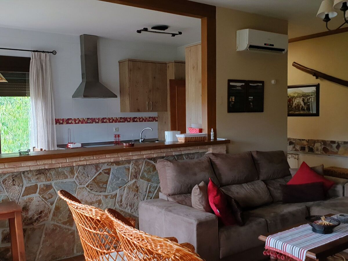 Maison 6 pers. avec piscine privée à Navas de Estena - Photo 11