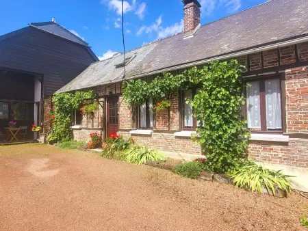 Maison de ferme 4 personnes avec vue sur les collines à Parfondeval : photo 2