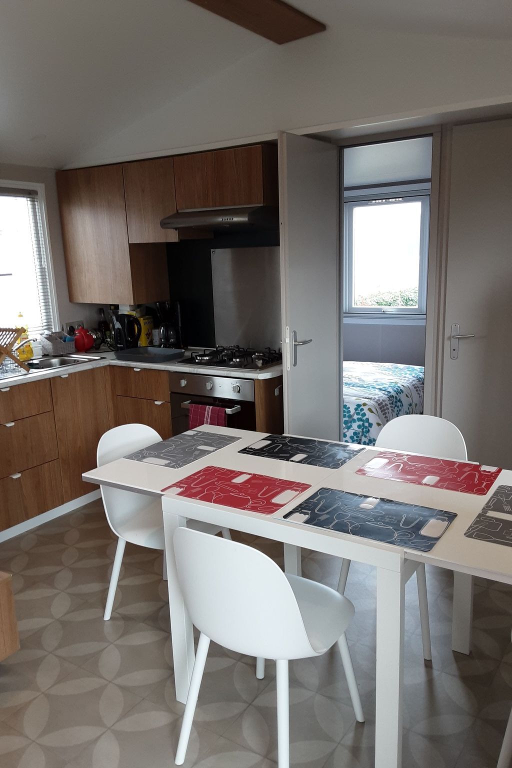 Der Giraffenlogis – Mobil-home 4 pers. à Litteau - Photo 2