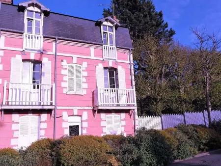 Location appartement à Villers sur mer, Schöne Unterkunft mit Terrasse in der Nähe des Meeres