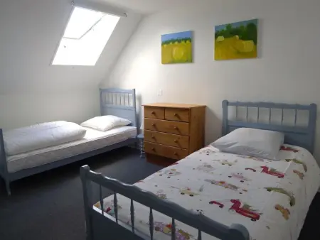 in Vesly mit Beheiztem gemeinsamem Pool, Maison 5 personnes à Bretteville sur Ay - Photo 11