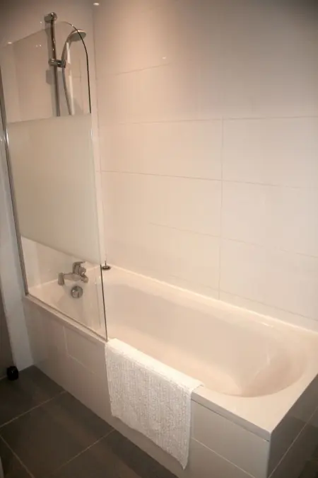 Deux granges aménagées 17 pers., piscine chauffée en Berry : photo 16