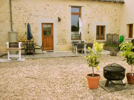 Deux granges aménagées 17 pers., piscine chauffée en Berry : photo 21