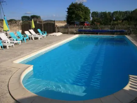 Deux granges aménagées 17 pers., piscine chauffée en Berry : photo 32