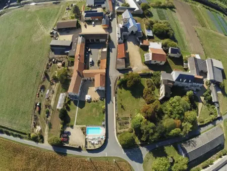 Deux granges aménagées 17 pers., piscine chauffée en Berry : photo 34