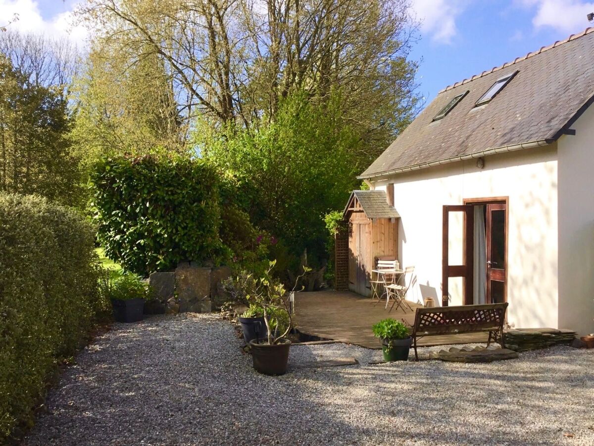 Ti Bihan Galfrezenn, maison avec jardin à Gouarec - Photo 5
