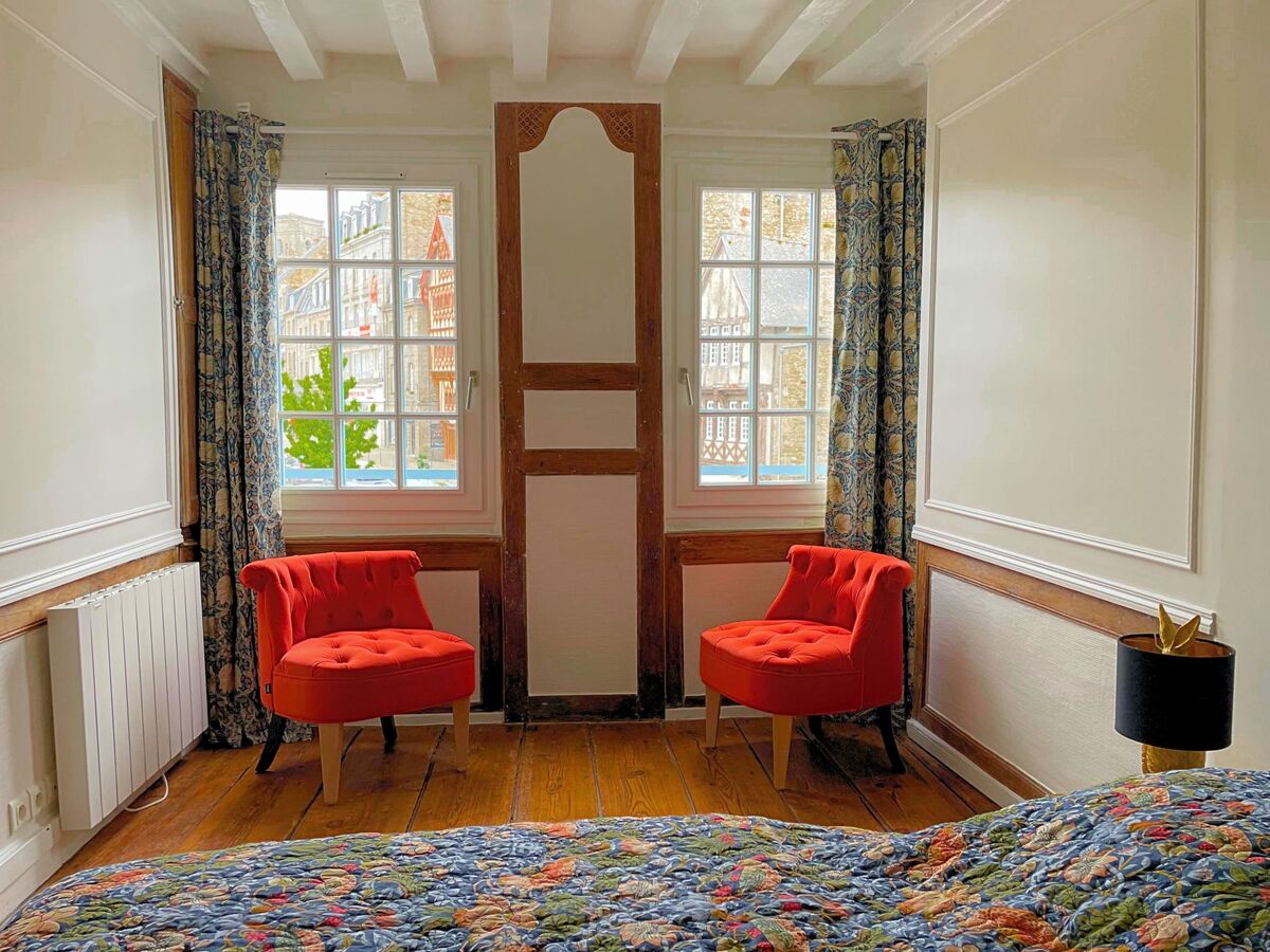 Maison de ville du 17e siècle au cœur historique - Photo 17