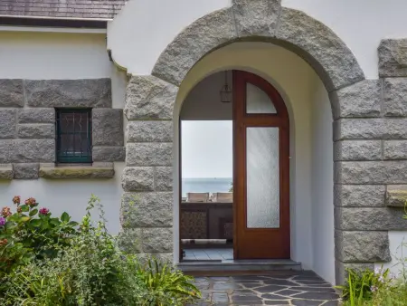 Villa moderne 4 chambres face à la plage à Concarneau : photo 9