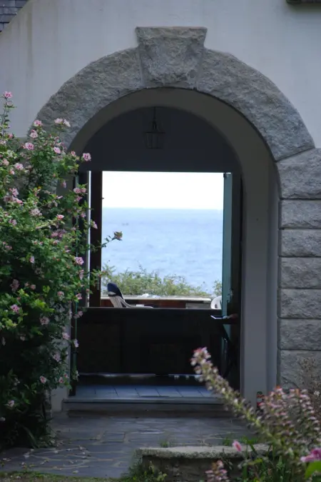 Villa moderne 4 chambres face à la plage à Concarneau : photo 10
