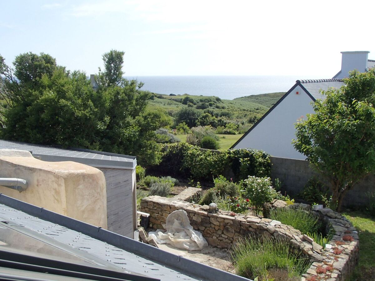 Maison bretonne rénovée avec vue mer à Plogoff - Photo 9