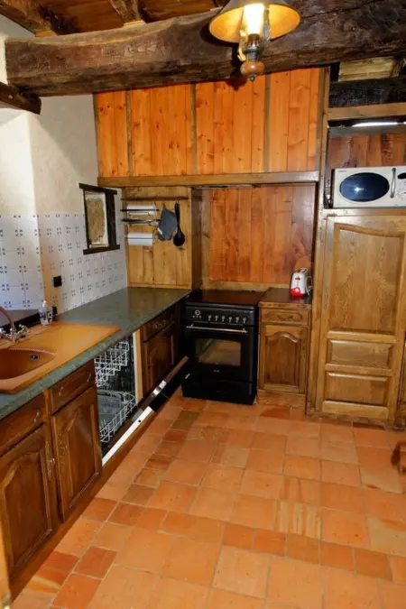 Grange rénovée 4 personnes avec jardin et barbecue : photo 9