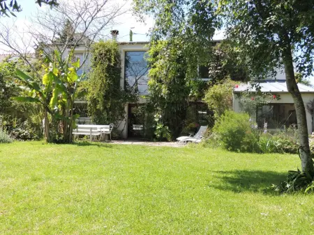 Großes Familienhaus mit schön angelegtem Garten, Maison 15 personnes à Brest : photo 23