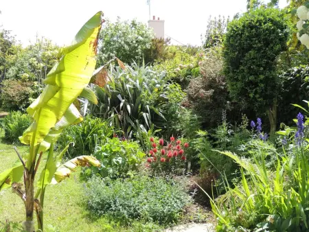 Großes Familienhaus mit schön angelegtem Garten, Maison 15 personnes à Brest : photo 24