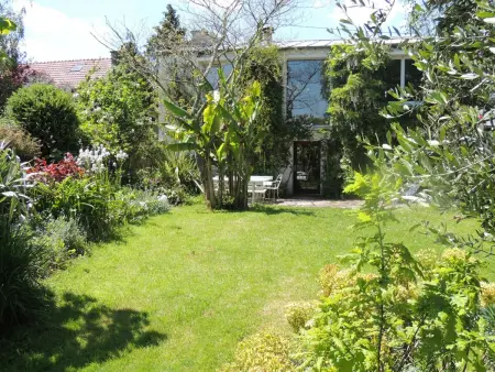 Großes Familienhaus mit schön angelegtem Garten, Maison 15 personnes à Brest : photo 25