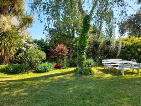 Großes Familienhaus mit schön angelegtem Garten, Maison 15 personnes à Brest : photo 27