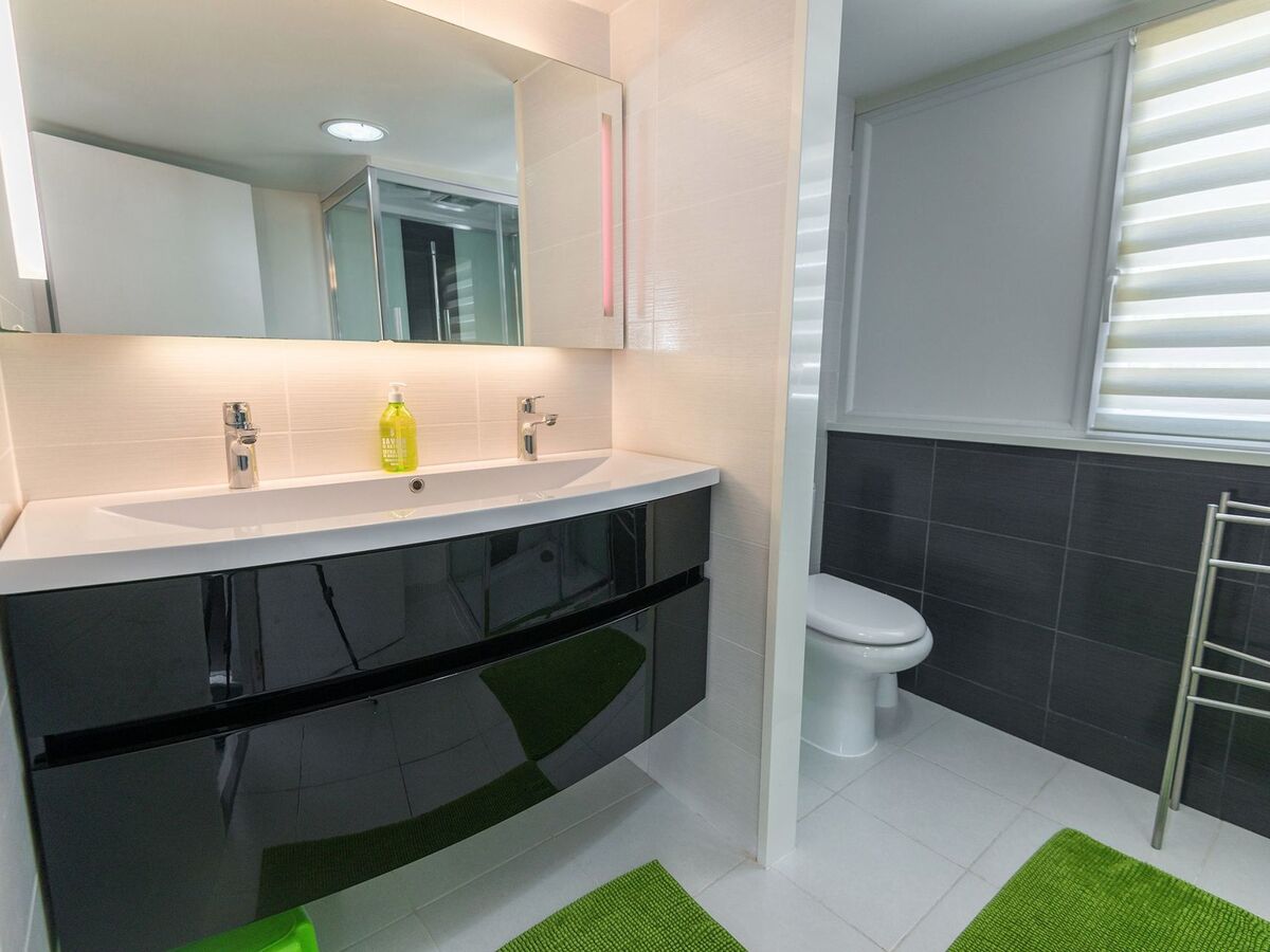 Maison 4 chambres à Brest, jardin clos et stationnement - Photo 16