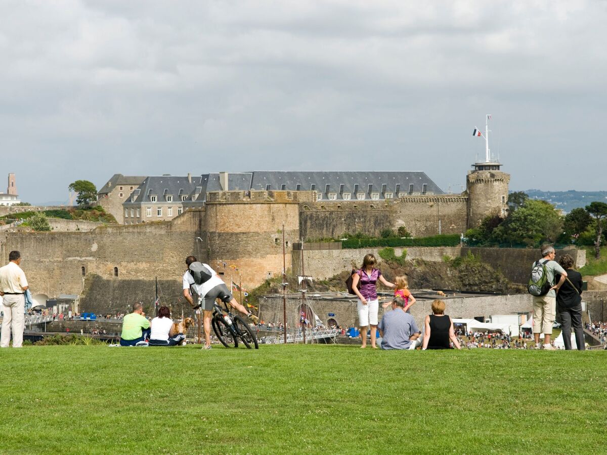 Maison 4 chambres à Brest, jardin clos et stationnement - Photo 25
