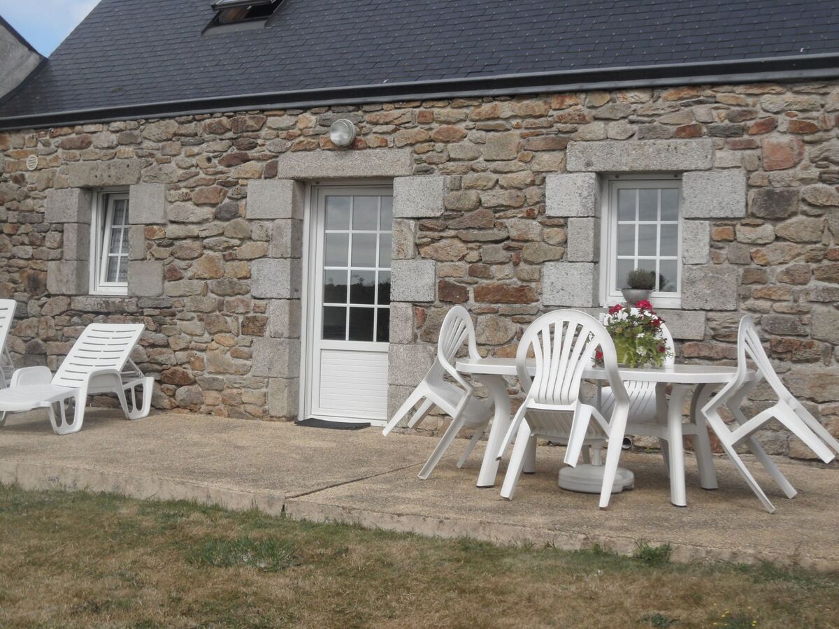 Maison avec four à pain à Cléden Cap Sizun - Photo 1