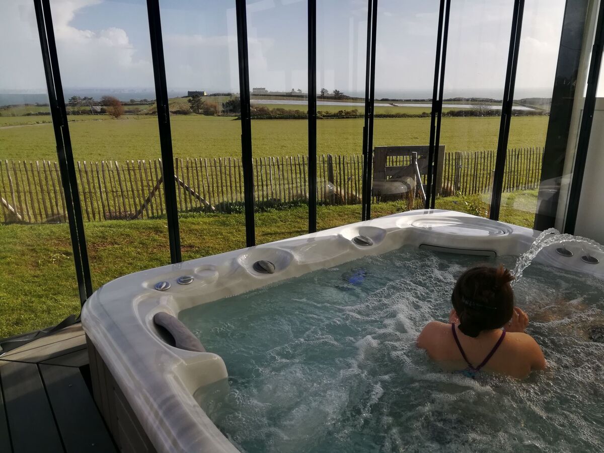 Maison vue mer avec spa privatif à Plougonvelin - Photo 7