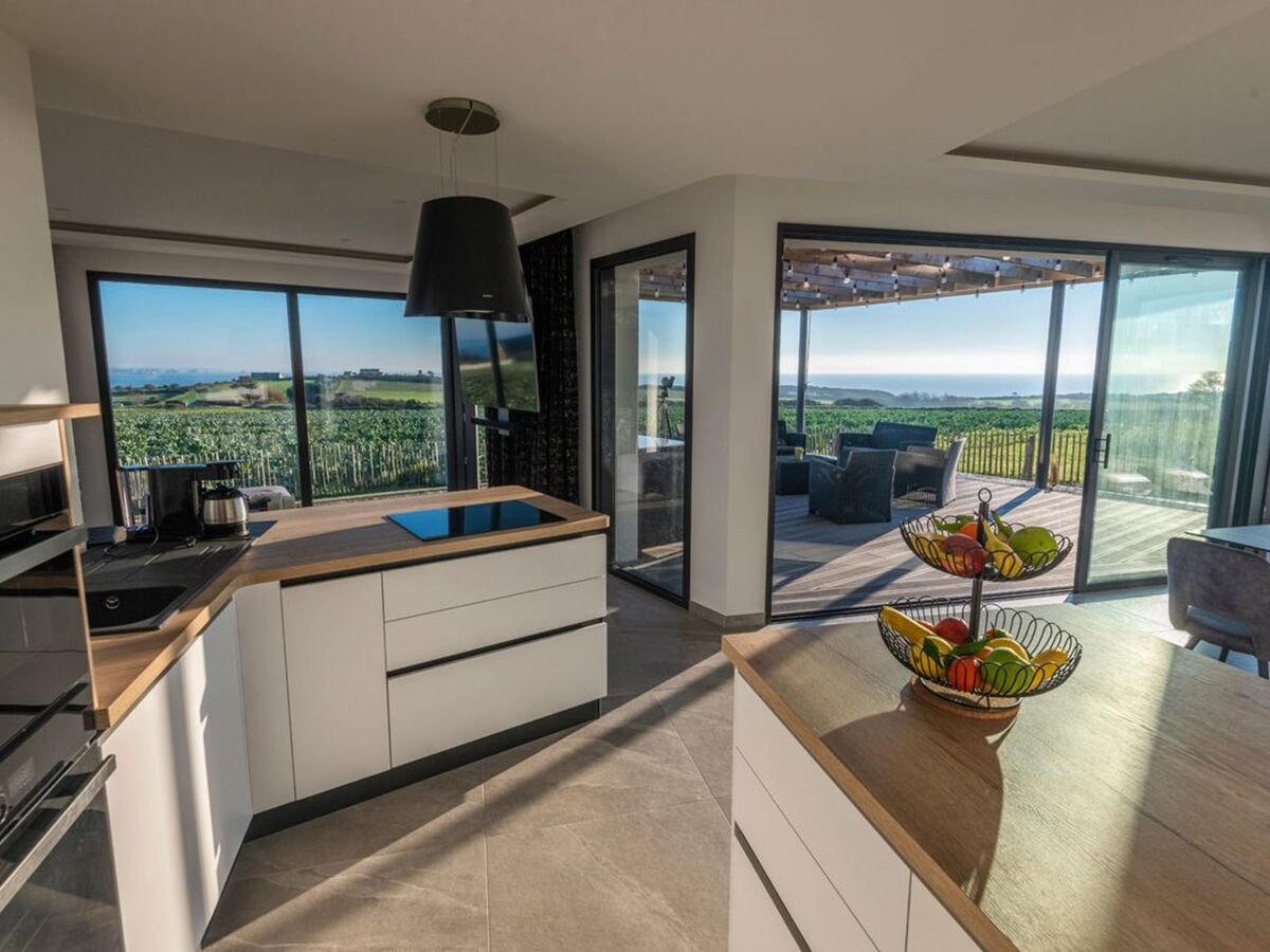 Maison vue mer avec spa privatif à Plougonvelin - Photo 13