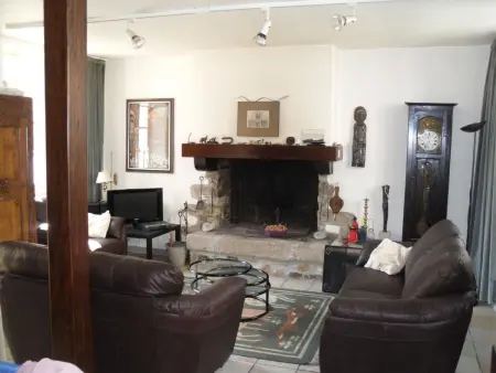 Küstennahes, bretonisches Ferienhaus mit Kamin, Maison 9 personnes à Plouguerneau - Photo 3
