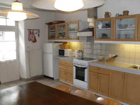 Küstennahes, bretonisches Ferienhaus mit Kamin, Maison 9 personnes à Plouguerneau - Photo 6