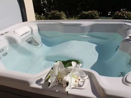 Villa du Port, maison 8 pers. avec jacuzzi à Brignogan - Photo 1