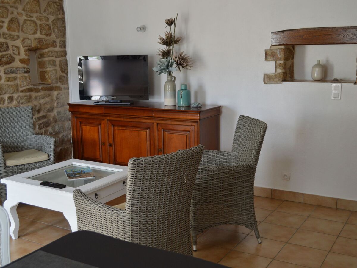 Maison bretonne avec jardin et barbecue à Plonevez-Porzay - Photo 4