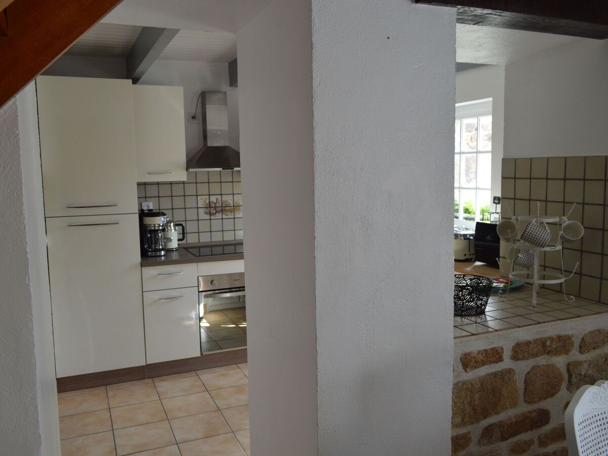 Maison bretonne avec jardin et barbecue à Plonevez-Porzay - Photo 11