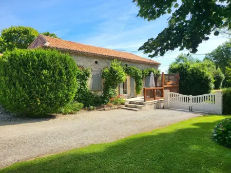 Domaine des Prairies de Latry – 28 pers., 2 piscines : photo 4