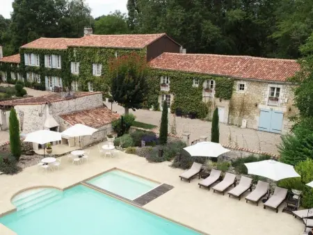 Location maison à Annepont, Le Petit Moulin - Feriendomizil mit beheiztem Pool