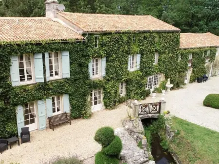 Le Petit Moulin - Demeure 24 pers, 2 piscines chauffées : photo 2