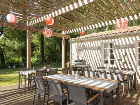 Le Petit Moulin - Demeure 24 pers, 2 piscines chauffées : photo 11