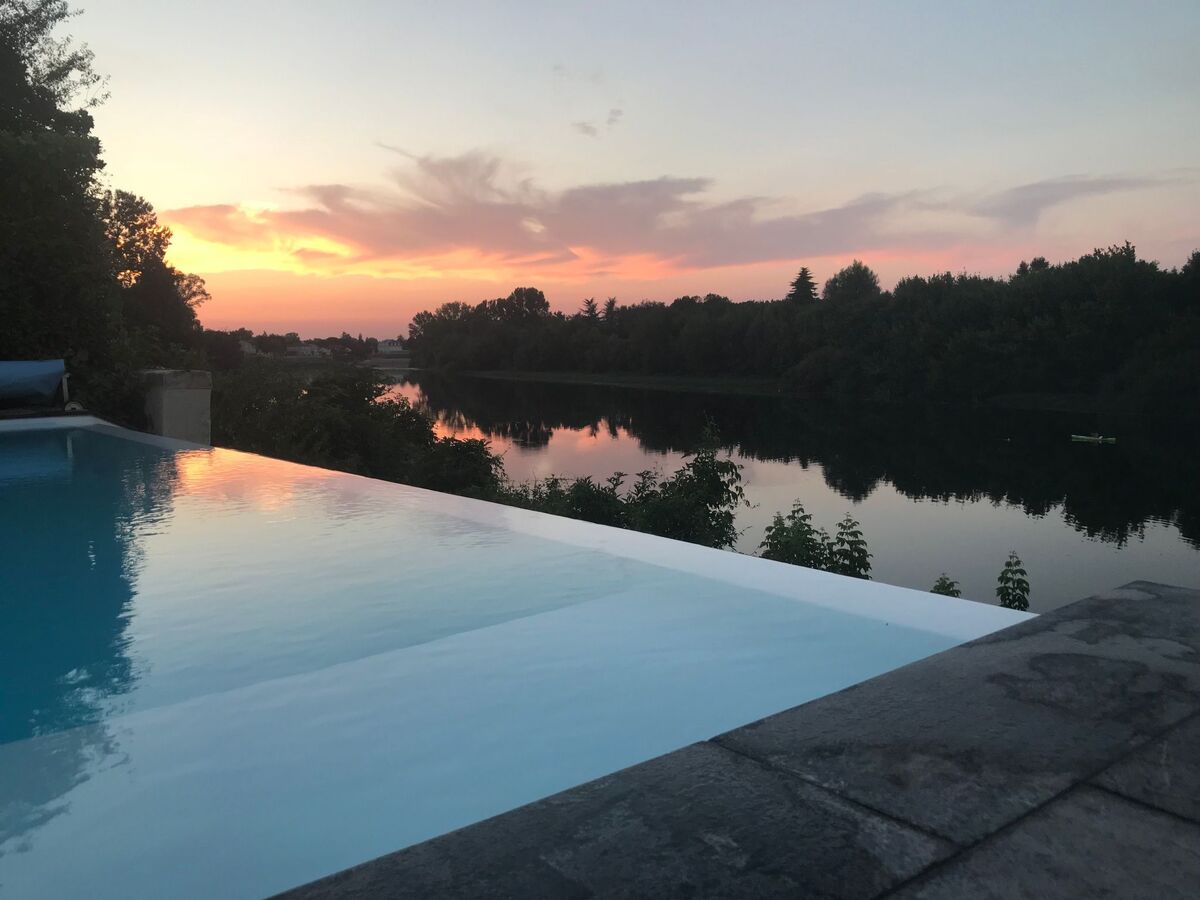 Le Clos Castaing, château sur la Dordogne avec piscine débordement - Photo 4