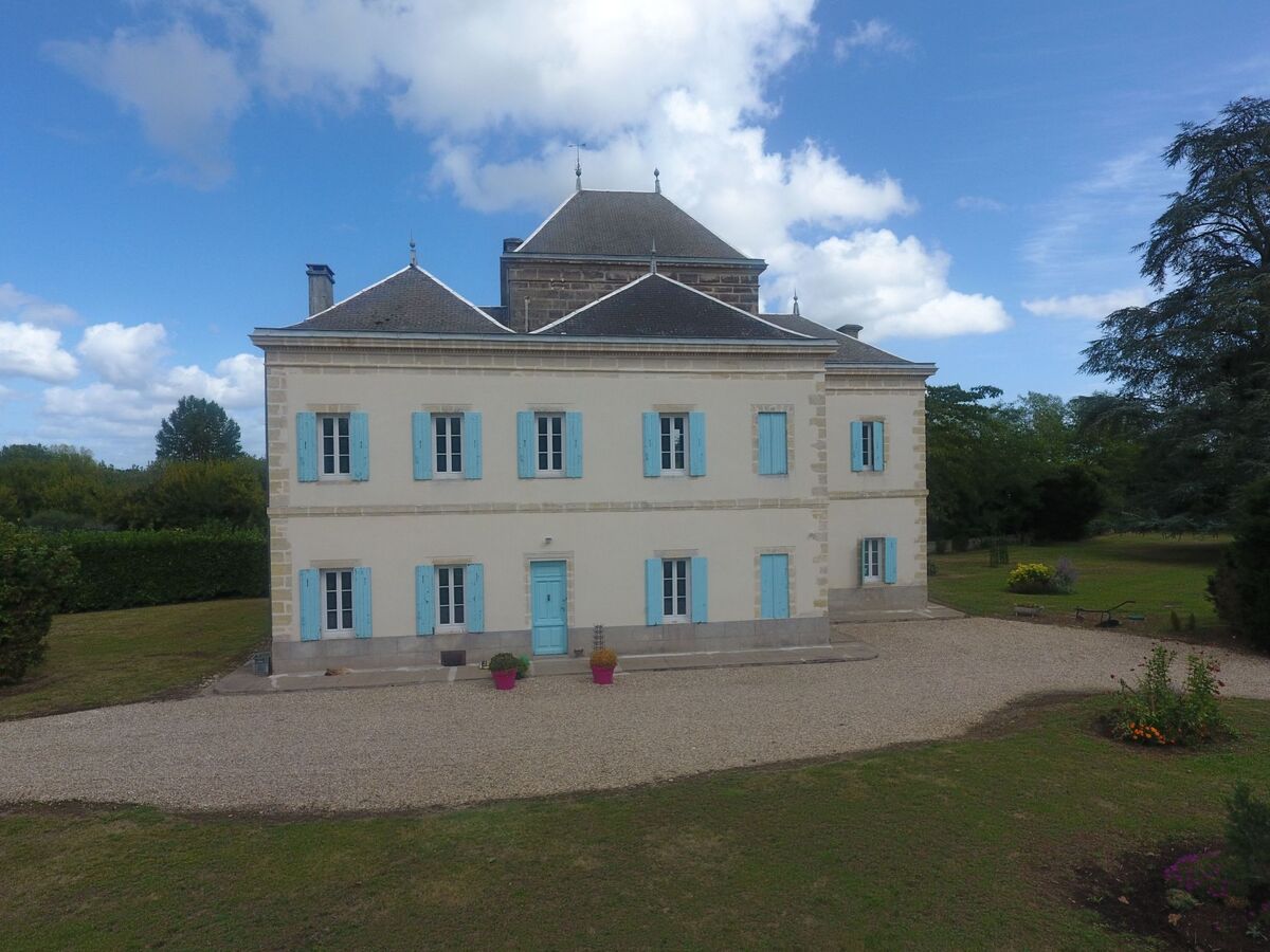 Le Clos Castaing, château sur la Dordogne avec piscine débordement - Photo 28