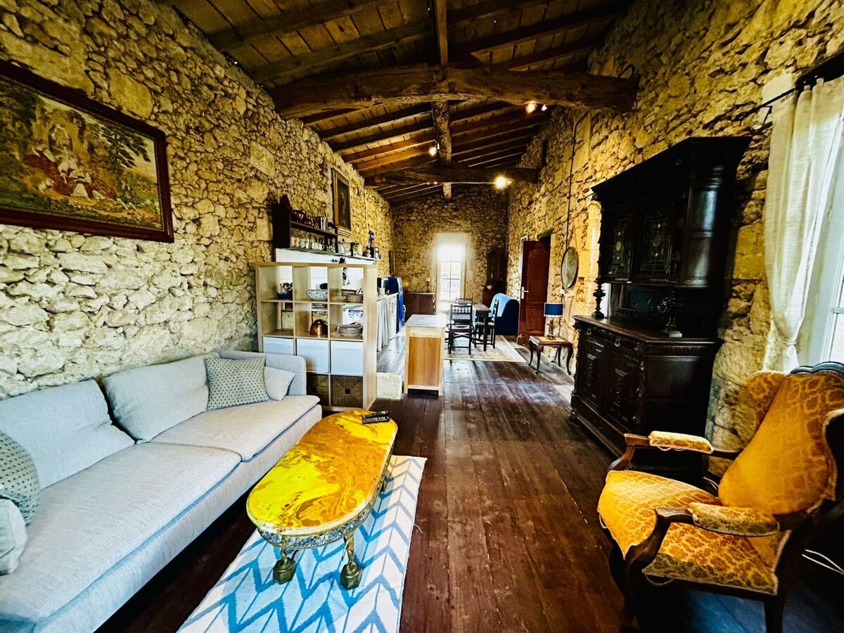 Maison en pierre avec piscine à Pujols - Photo 2