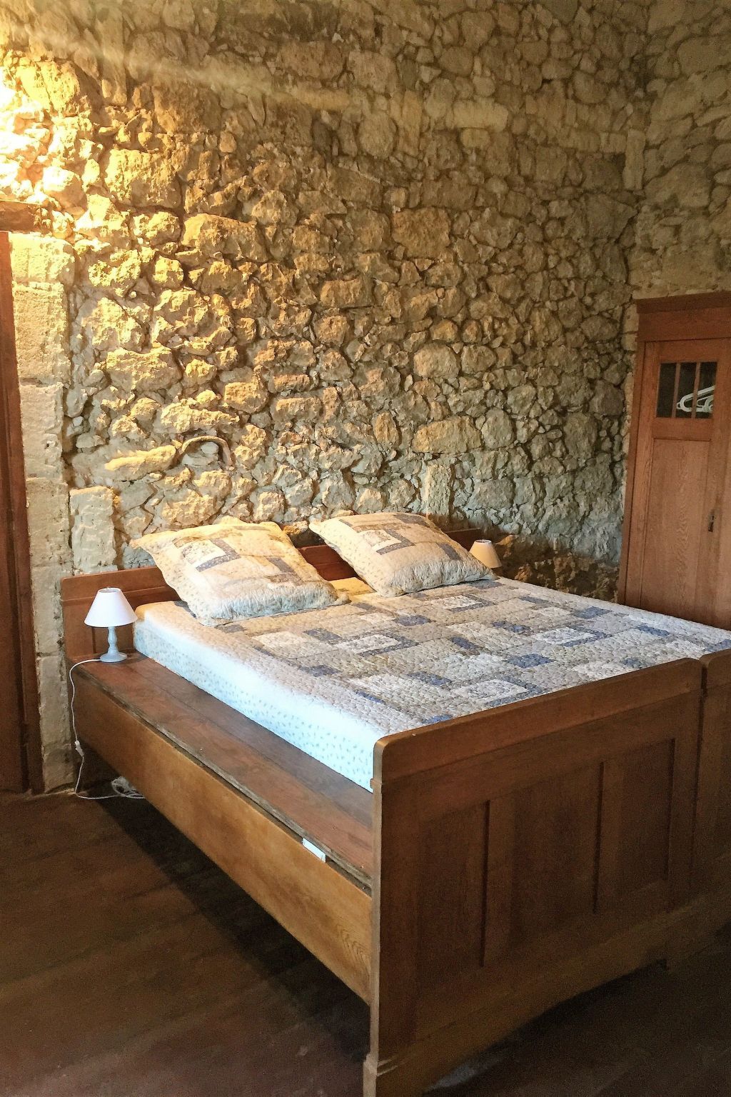 Maison en pierre avec piscine à Pujols - Photo 4