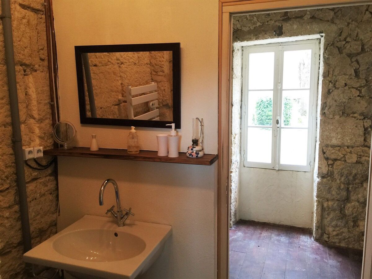 Maison en pierre avec piscine à Pujols - Photo 12