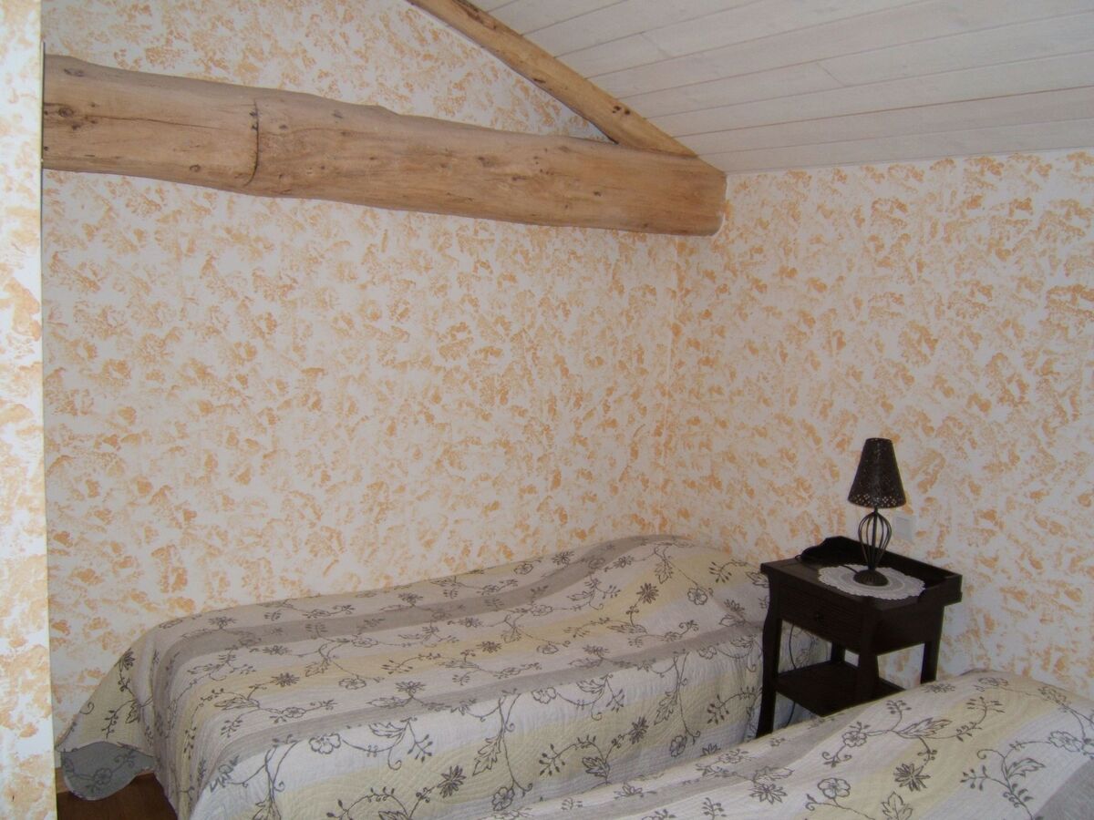 Chambre familiale 5 pers. en bergerie 18e siècle - Photo 4