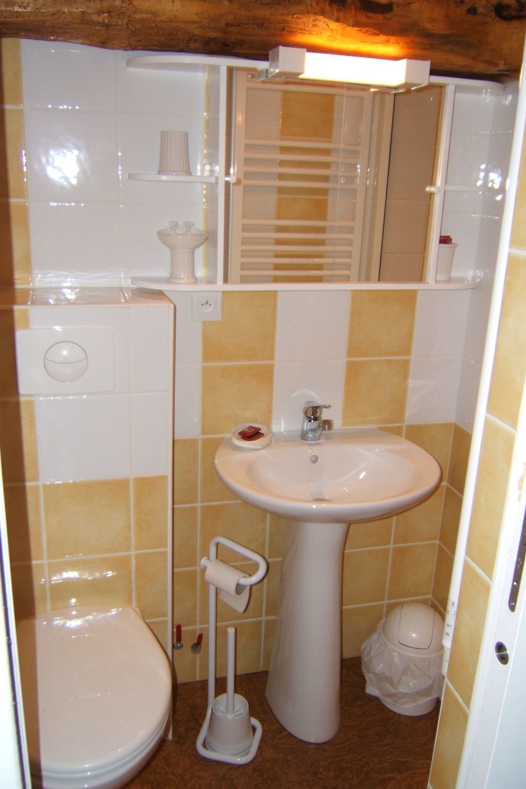 Chambre familiale 5 pers. en bergerie 18e siècle - Photo 6