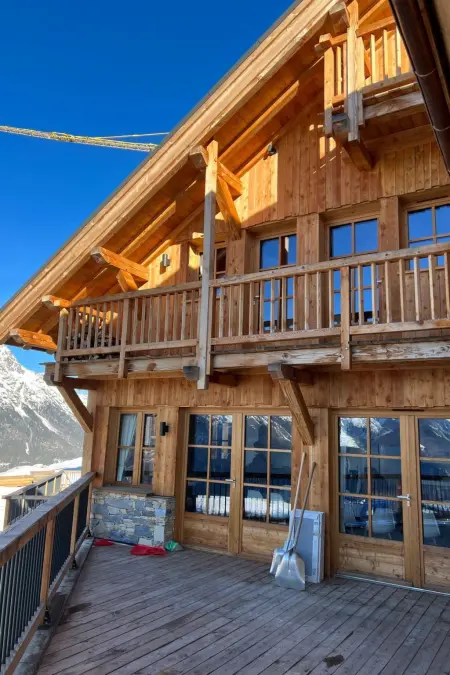 Chalet luxe 6 chambres, accès direct aux pistes à Villard Reculas : photo 2