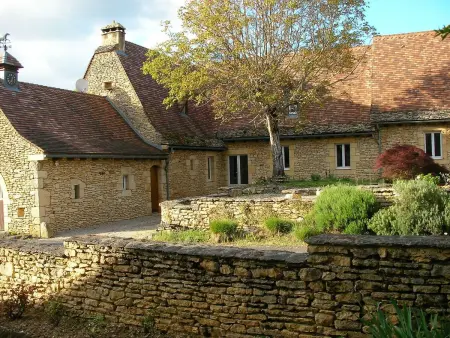 Location maison à Archignac, Geräumiges Ferienhaus mit Charme in der Dordogne