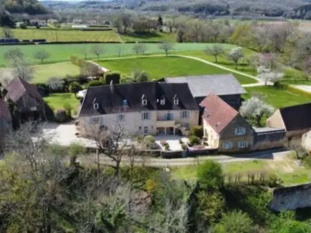 Ehemaliger Bauernhof Le Bonheur in Sainte-Mondane - Photo 3