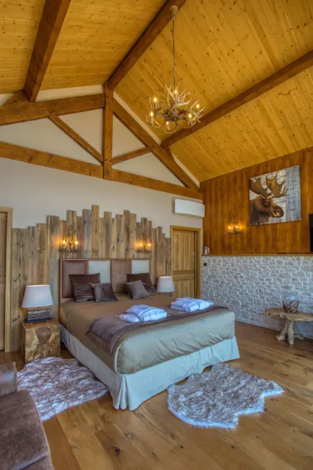 L'Orée du Bois – Lodge avec spa et piscine : photo 3
