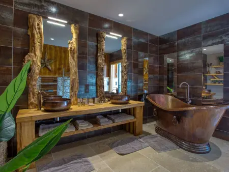 L'Orée du Bois – Lodge avec spa et piscine : photo 6