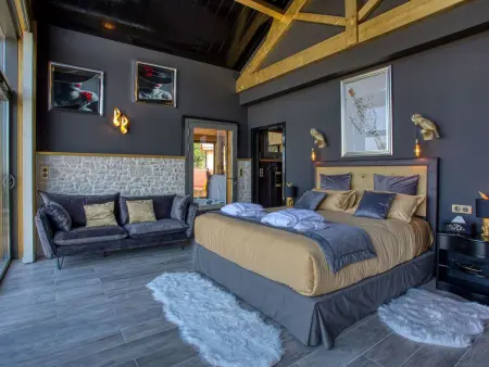 Lodge Noire et Or à Eymet – Spa privatif : photo 3