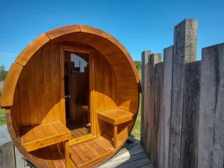 Lodge Noire et Or à Eymet – Spa privatif : photo 12
