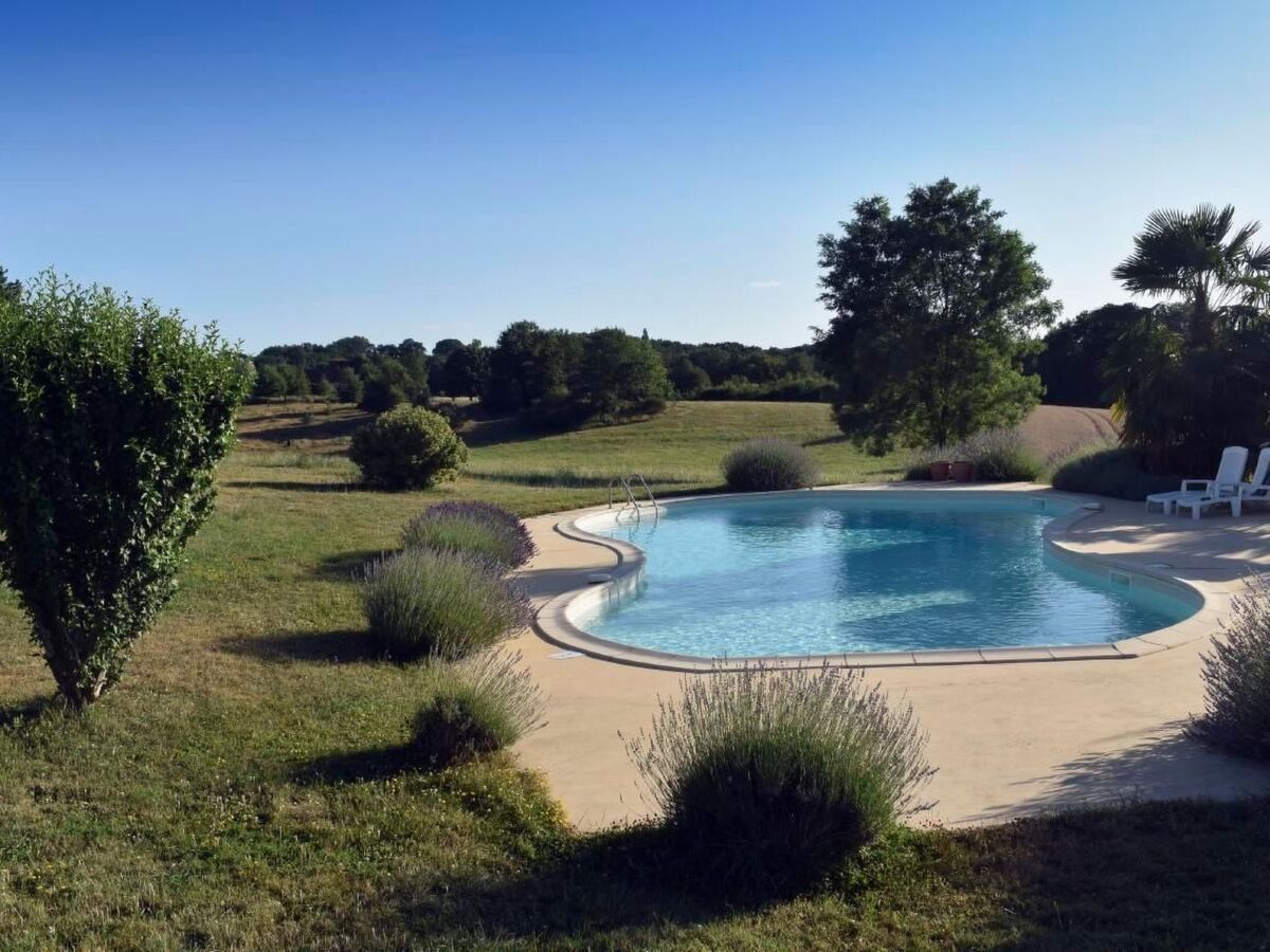 Grange restaurée avec piscine guitare, 7 hectares - Photo 11