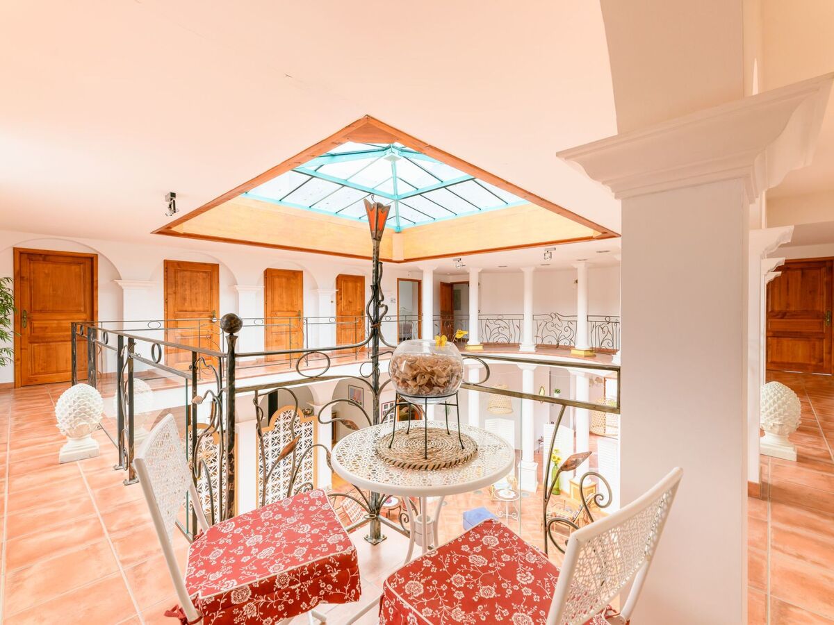 Villa Bolero – Maison à dôme et patio, piscine, St Cyr sur Loire - Photo 19