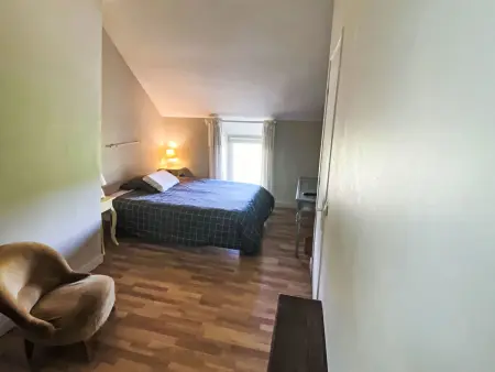 Maison XVIe siècle, 3 chambres 3 salles de bain à Beaumont-en-Véron : photo 11